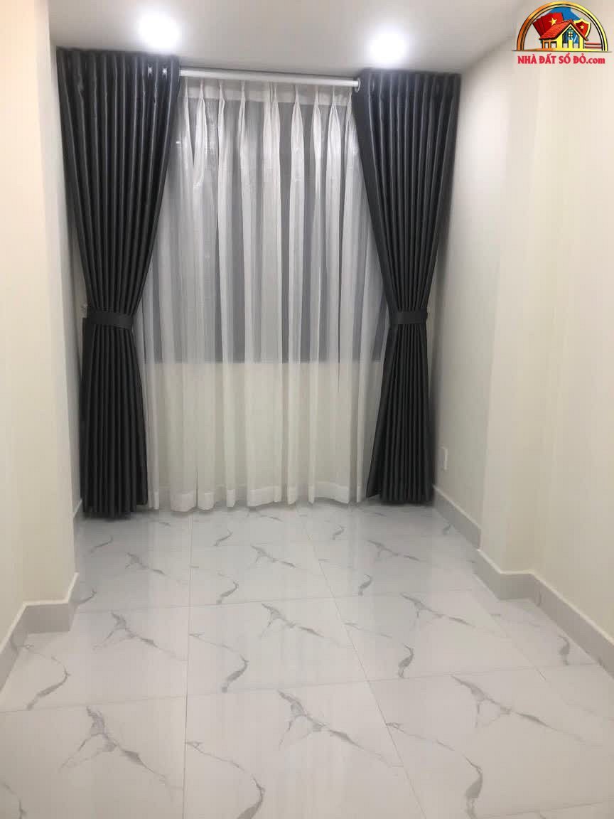 Nhà đất sổ đỏ TP.HCM – Bán nhà mặt phố Quận 7, diện tích 39.8m2, giá 6.9 tỷ