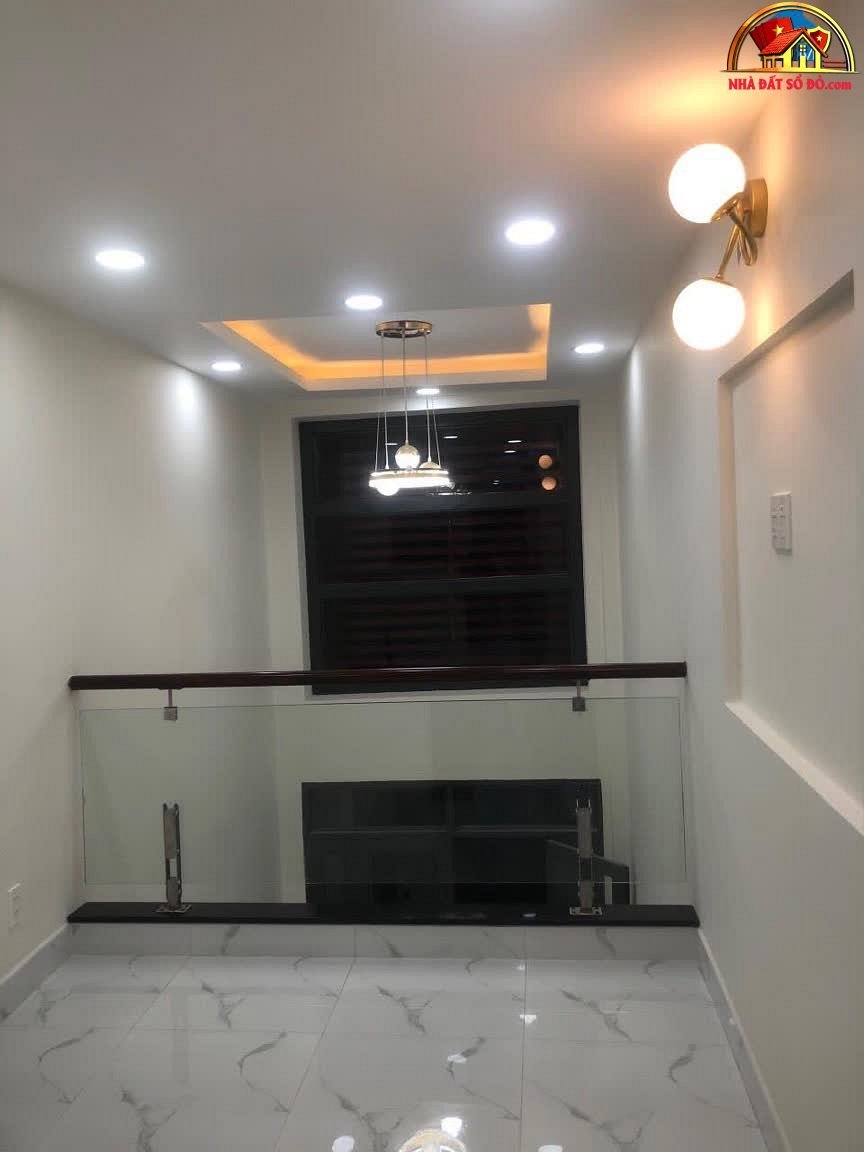 Nhà đất sổ đỏ TP.HCM – Bán nhà mặt phố Quận 7, diện tích 39.8m2, giá 6.9 tỷ