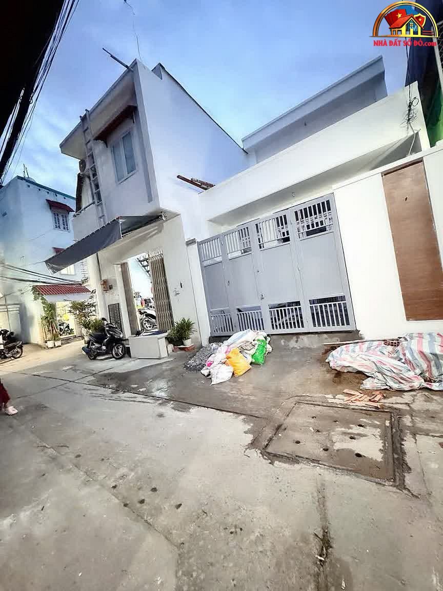 Bán nhà đất sổ đỏ Quận 7 Hồ Chí Minh, nhà 2 tầng mặt tiền HXH Đ.Lê Văn Lương