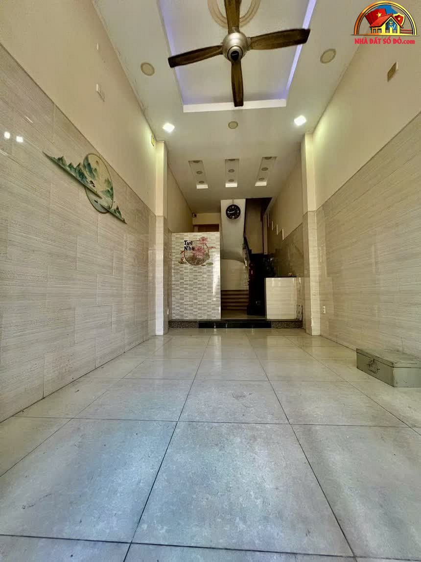 Nhà đất sổ đỏ Quận 4 Hồ Chí Minh, mặt tiền Đoàn Văn Bơ 120 m² giá 4.75 tỷ