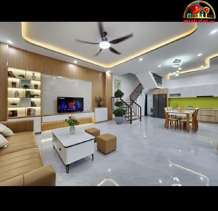 Bán nhà riêng sổ đỏ Hải Châu Đà Nẵng với giá 5.55 tỷ, diện tích 65 m²