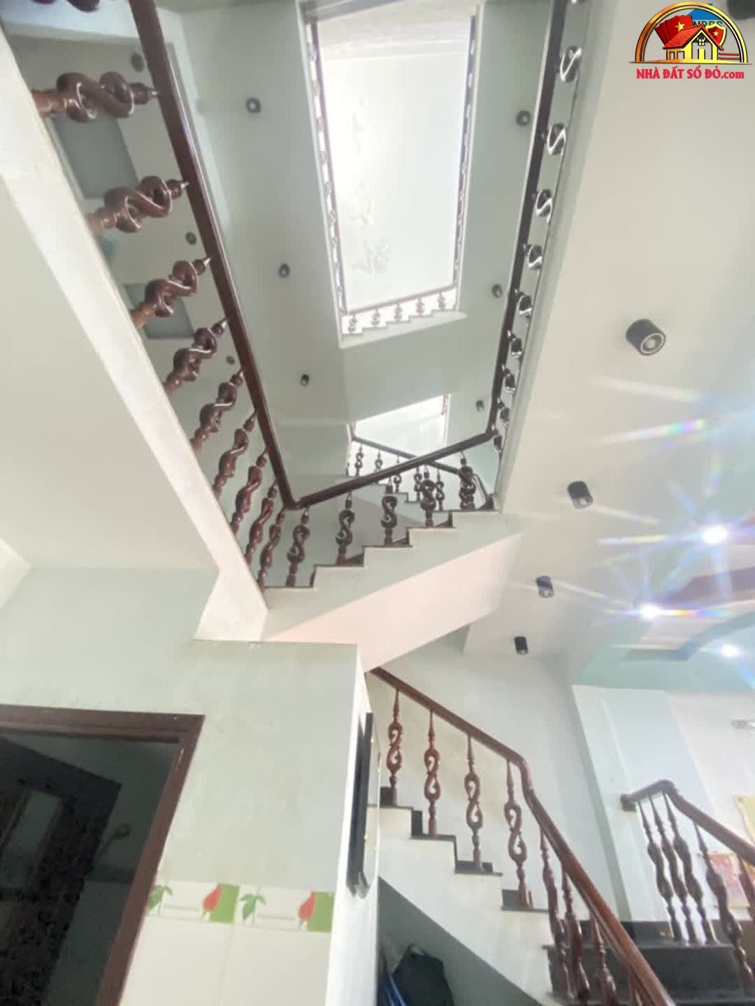 Bán nhà mặt phố Sơn Trà Đà Nẵng 3 tầng giá 8.5 tỷ