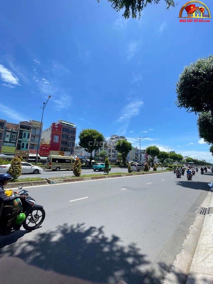 Nhà đất sổ đỏ Quận 12 TP.HCM mặt tiền kinh doanh giá 6.45 tỷ