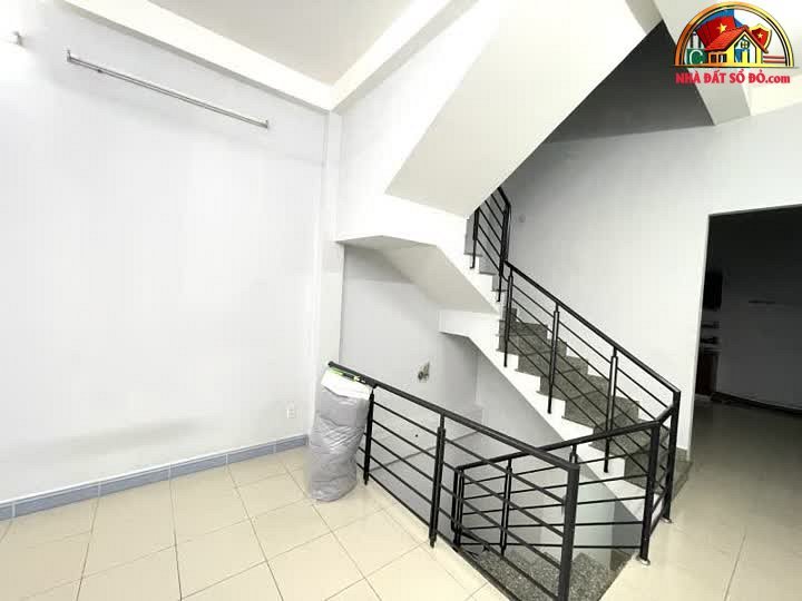 Nhà đất sổ đỏ Quận 8 Hồ Chí Minh, 75m2, giá 11.8 tỷ, cho thuê 20 triệu/tháng