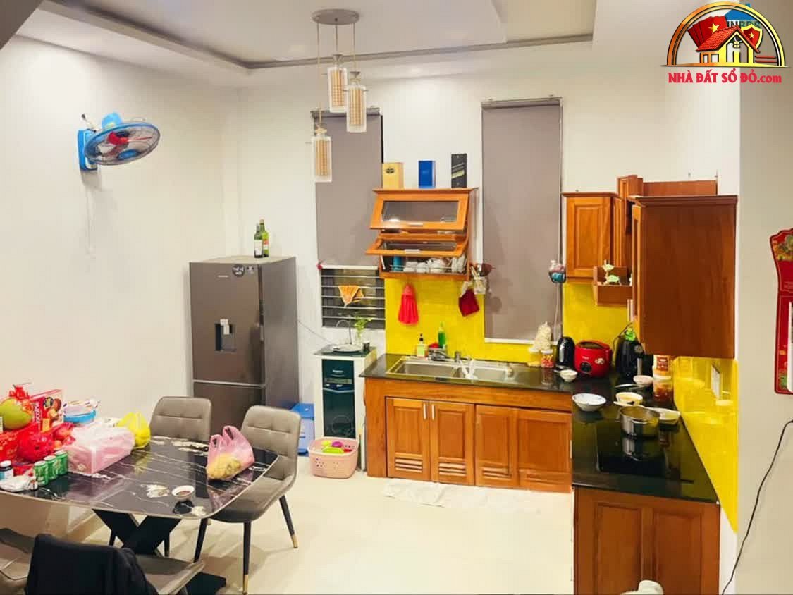 Bán nhà riêng sổ đỏ 2 mặt tiền tại Sơn Trà Đà Nẵng giá 5.6 tỷ