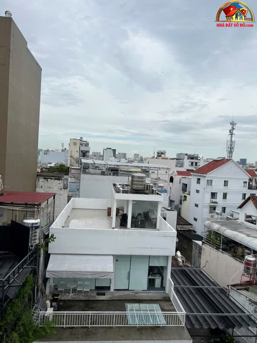 Bán nhà mặt phố sổ đỏ Quận 3 giá 38 tỷ diện tích 107m²
