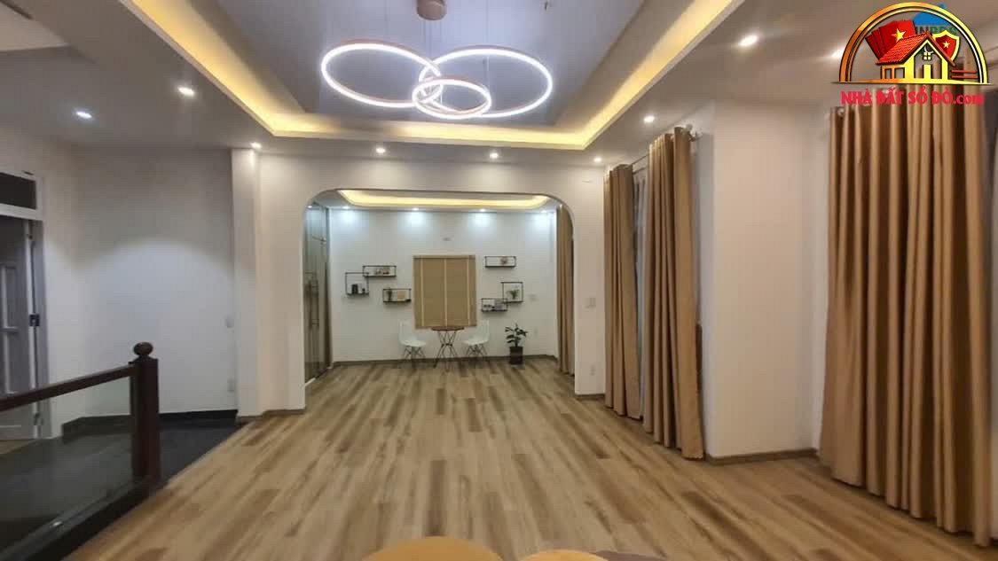 Nhà mặt phố sổ đỏ Sơn Trà Đà Nẵng, 5 phòng ngủ, 8900 triệu