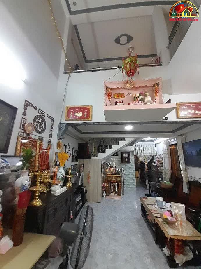 Nhà đất sổ đỏ Quận 8 Hồ Chí Minh, mặt tiền đường nhựa, giá thỏa thuận