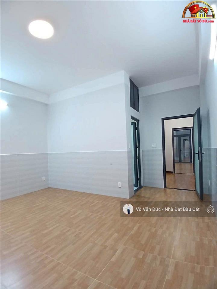 Nhà đất sổ đỏ Tân Phú Hồ Chí Minh, nhà hẻm Gò Dầu, 4 phòng ngủ, 6WC