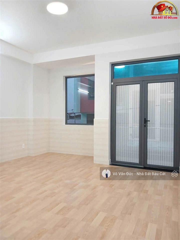 Nhà đất sổ đỏ Tân Phú Hồ Chí Minh, nhà hẻm Gò Dầu, 4 phòng ngủ, 6WC