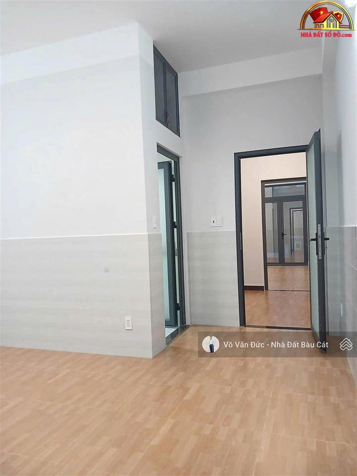 Nhà đất sổ đỏ Tân Phú Hồ Chí Minh, nhà hẻm Gò Dầu, 4 phòng ngủ, 6WC