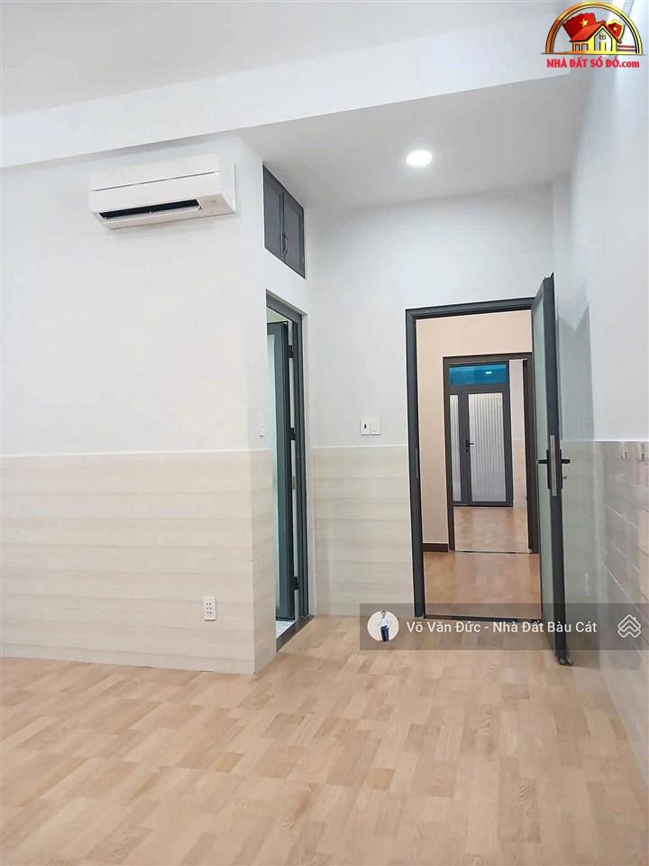 Nhà đất sổ đỏ Tân Phú Hồ Chí Minh, nhà hẻm Gò Dầu, 4 phòng ngủ, 6WC