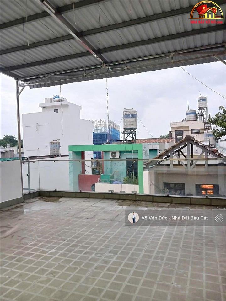 Nhà đất sổ đỏ Tân Phú Hồ Chí Minh, nhà hẻm Gò Dầu, 4 phòng ngủ, 6WC