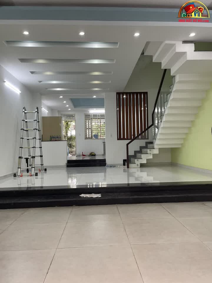 Nhà đất sổ đỏ Nhà Bè 4 tầng mặt tiền 6m giá 11.5 tỷ