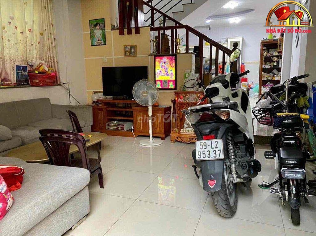 Nhà đất sổ đỏ Hoàng Hoa Thám Phú Nhuận TP.HCM với giá 8.9 tỷ