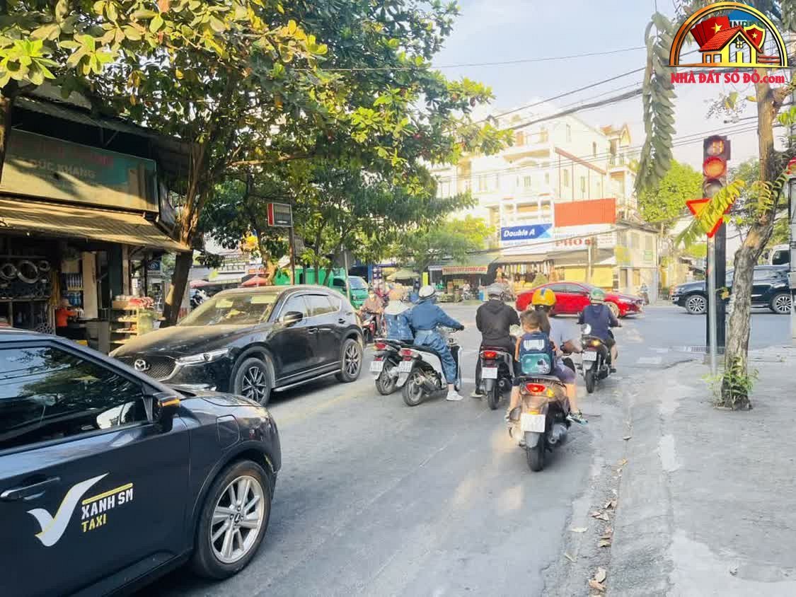 Bán nhà đất sổ đỏ Quận 12 Hồ Chí Minh mặt tiền 3 tầng giá 9.5 tỷ