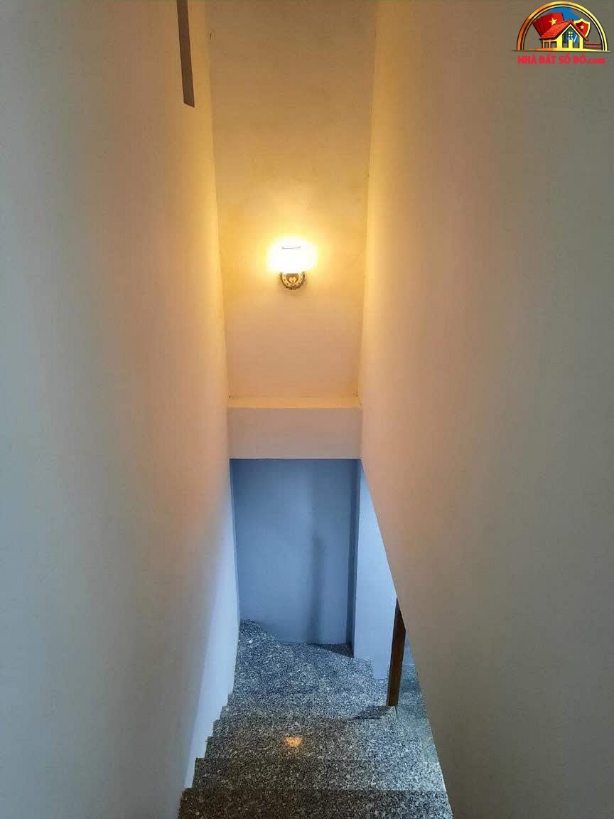 Nhà đất sổ đỏ bán nhanh tại Hải Châu Đà Nẵng, giá chỉ 2.3 tỷ