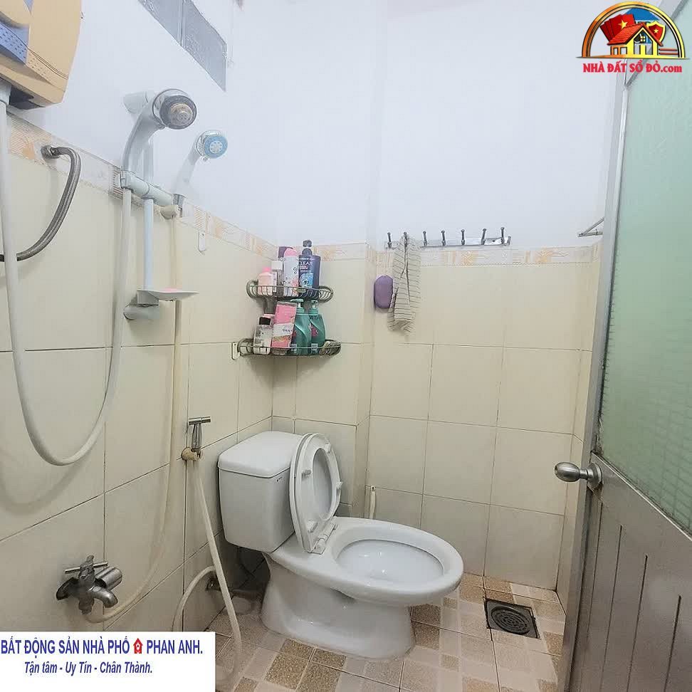 Nhà đất sổ đỏ Thủ Đức 2 tầng 2 phòng ngủ giá thỏa thuận