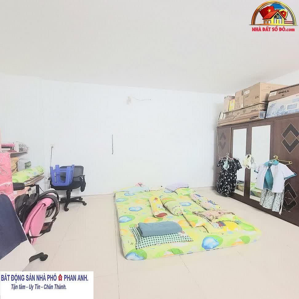Nhà đất sổ đỏ Thủ Đức 2 tầng 2 phòng ngủ giá thỏa thuận