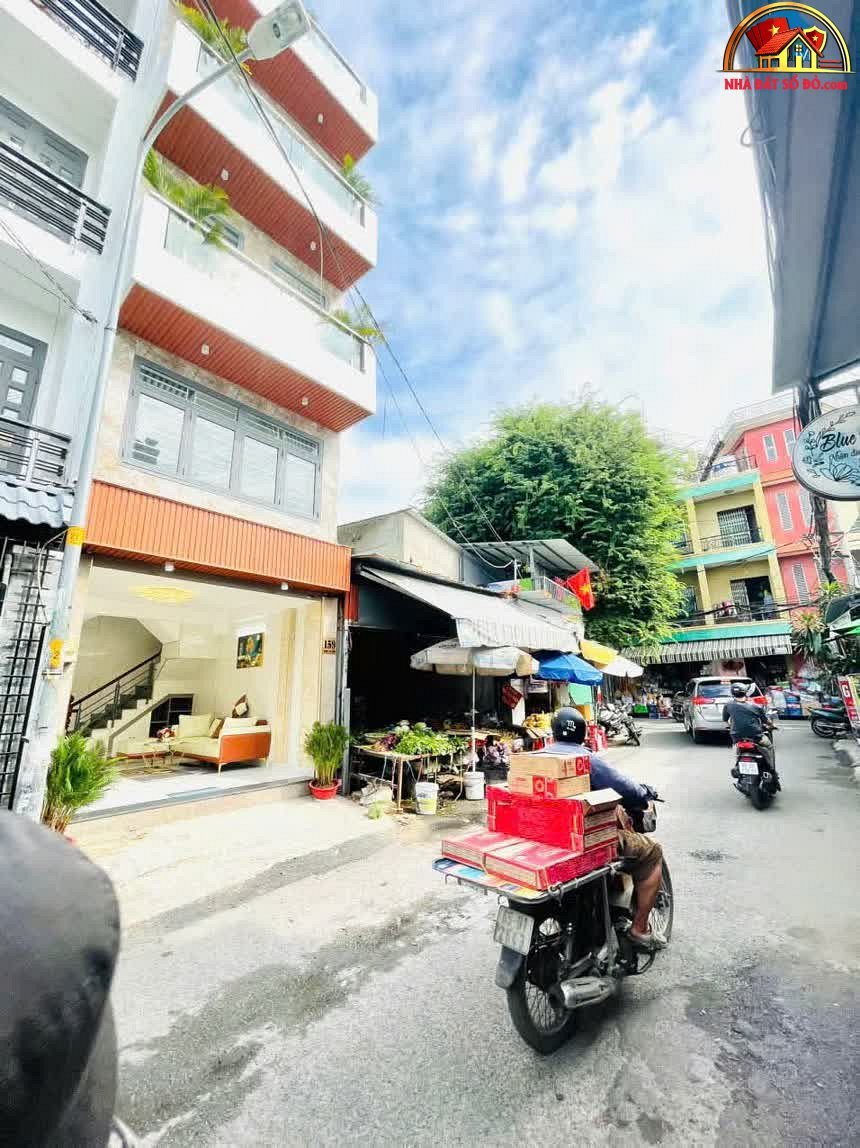 Nhà đất sổ đỏ Gò Vấp TP.HCM, bán nhà mặt tiền đường Bùi Quang Là 4 tầng giá 5.4 tỷ