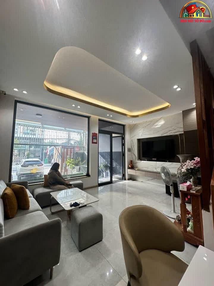 Nhà đất sổ đỏ Thủ Đức 120m² 5 tầng giá 18.5 tỷ