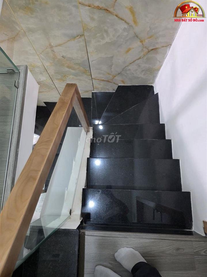 Nhà đất sổ đỏ Quận Phú Nhuận TP.HCM, 3PN 3WC giá 4.28 tỷ