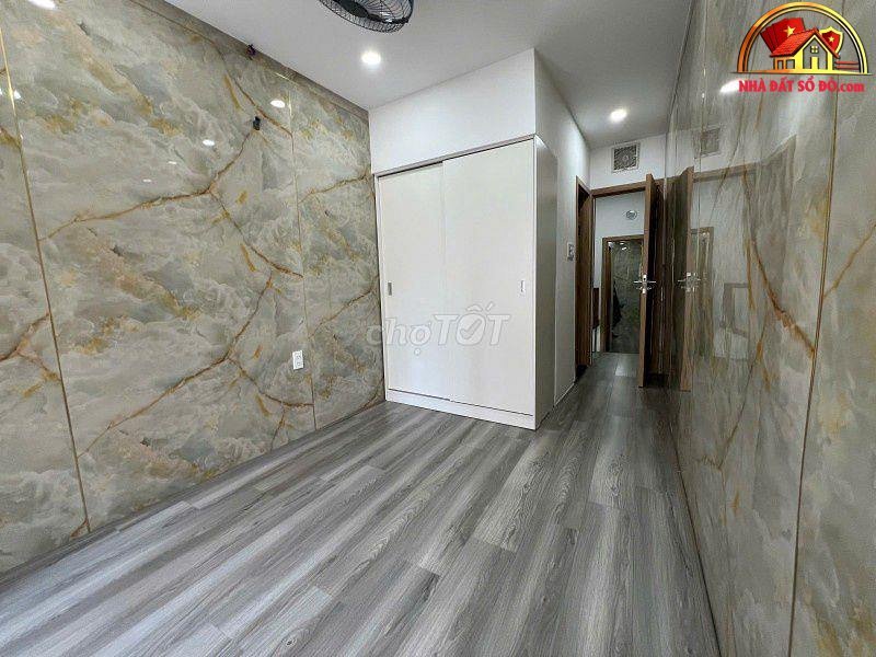 Nhà đất sổ đỏ Quận Phú Nhuận TP.HCM, 3PN 3WC giá 4.28 tỷ