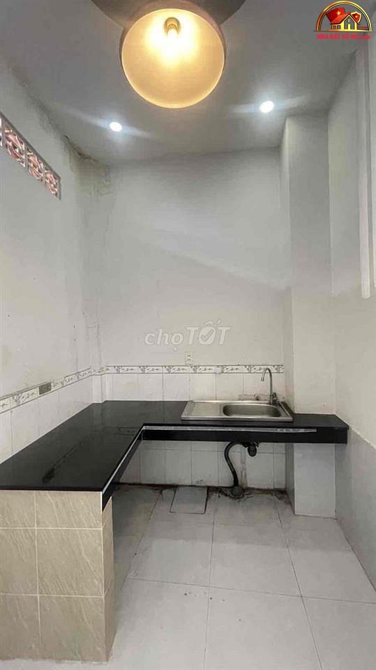 Nhà đất sổ đỏ Quận Gò Vấp TP.HCM giá 3.17 tỷ diện tích 25m2