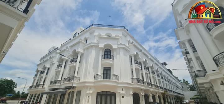 Bán căn hộ chung cư Quận 5, Hồ Chí Minh giá 5.1 tỷ có sổ đỏ