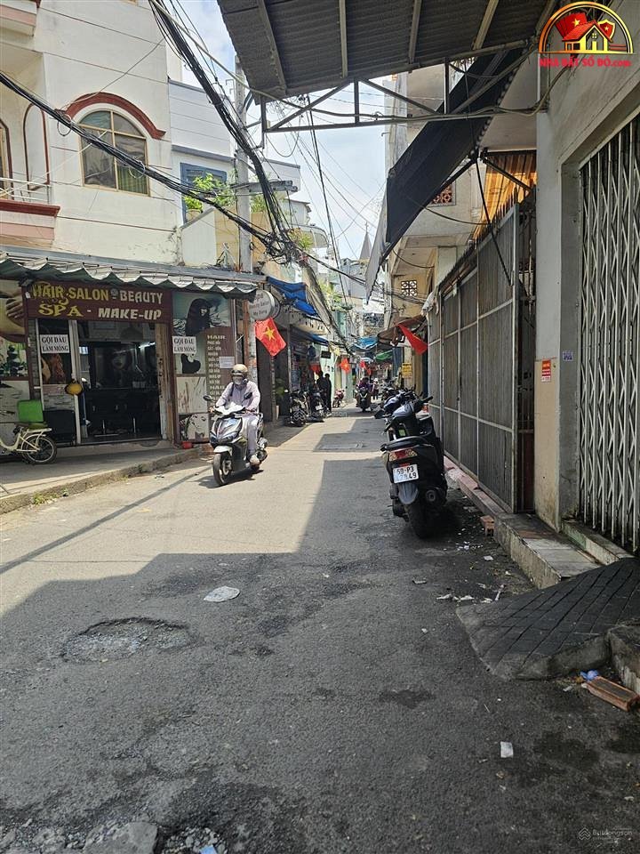 Nhà đất sổ đỏ Tân Bình 4 tầng chỉ 8 tỷ với 10 phòng cho thuê