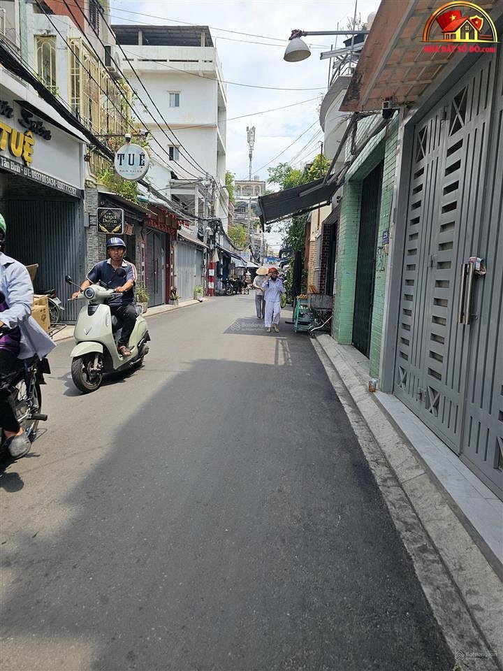 Nhà đất sổ đỏ Tân Bình 4 tầng chỉ 8 tỷ với 10 phòng cho thuê