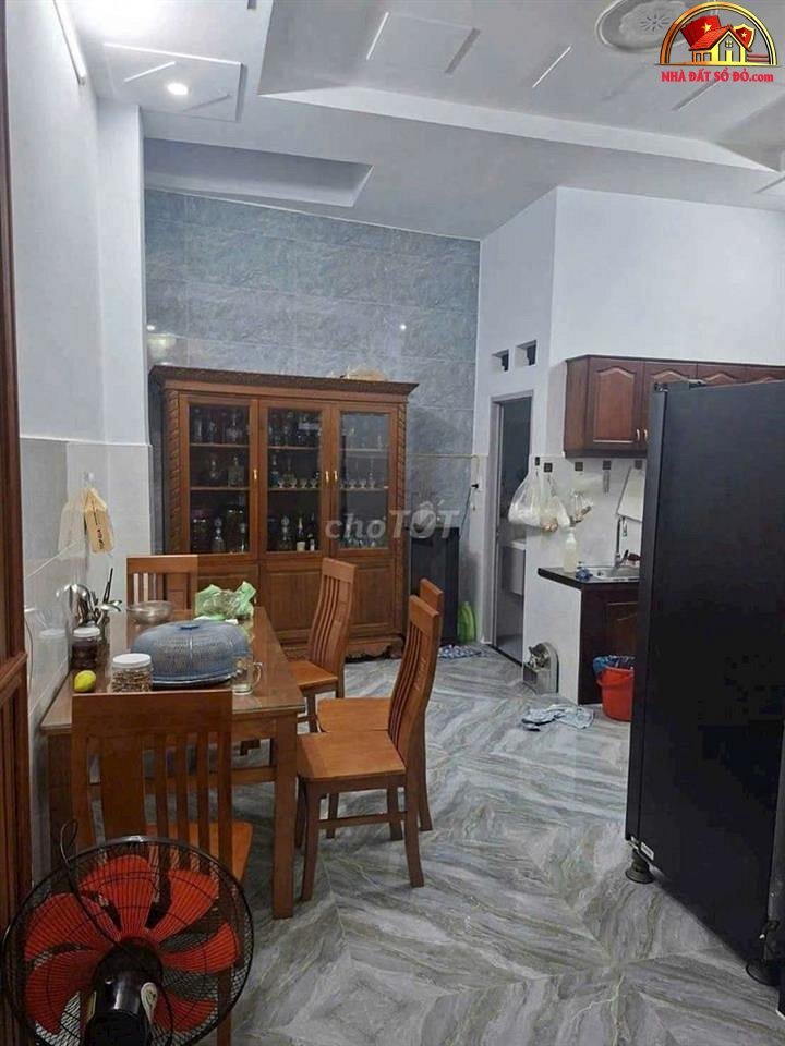 Nhà đất sổ đỏ Quận 12, TP.HCM, 4 phòng ngủ, giá 6.3 tỷ
