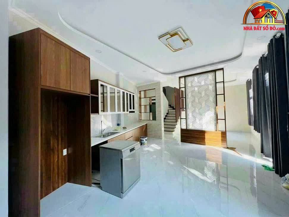 Nhà đất sổ đỏ Quận 2 TP.HCM – Bán nhà riêng 60 m² giá 6,9 tỷ