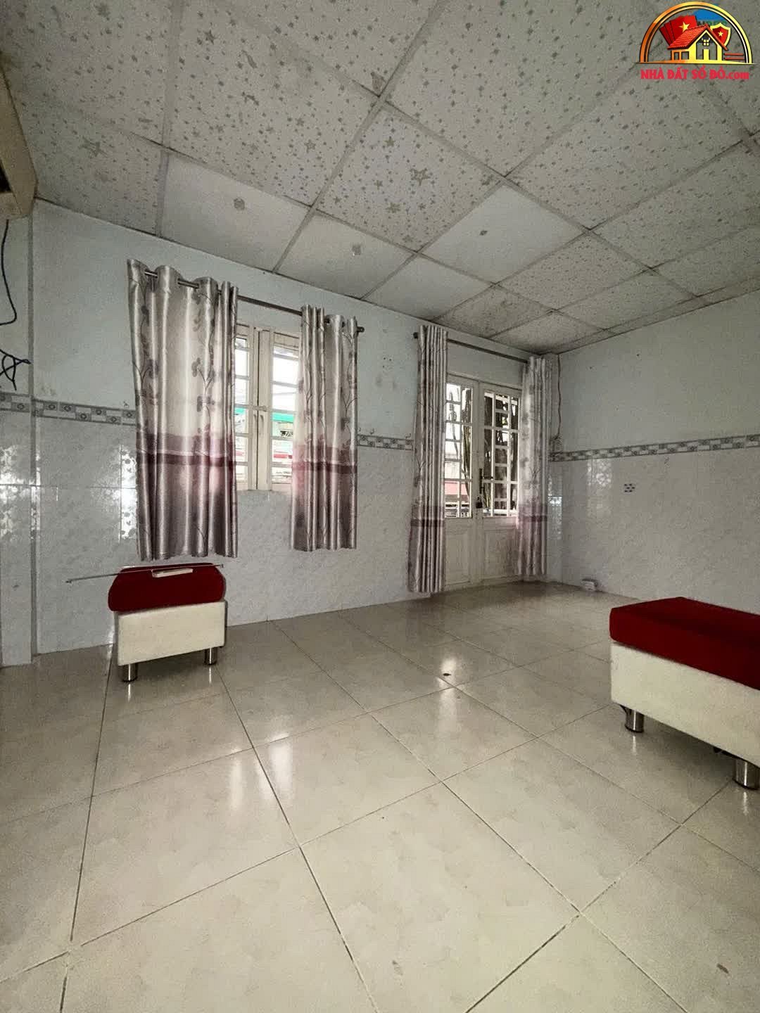 Nhà đất sổ đỏ Tân Phú Hồ Chí Minh: Bán nhà riêng 23m² giá 3.2 tỷ