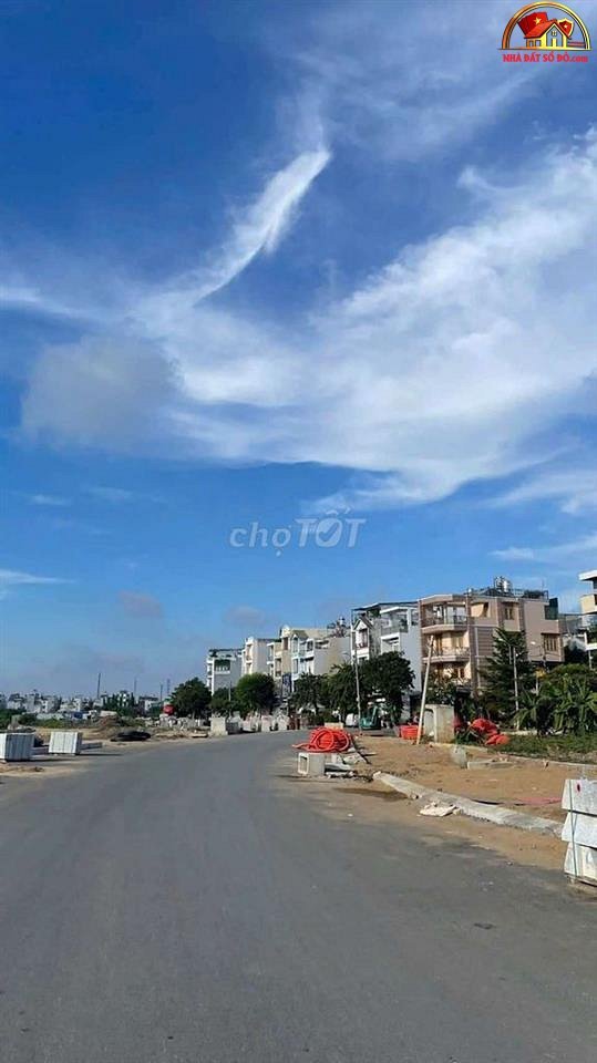 Nhà đất sổ đỏ Quận 12, TP.HCM với đất thổ cư 80m2 giá 5.39 tỷ