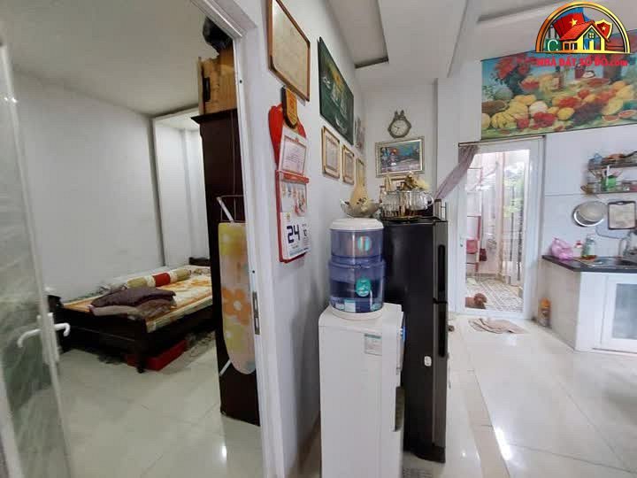 Nhà đất sổ đỏ Quận 2: Bán nhà riêng 120m², 6.8 tỷ