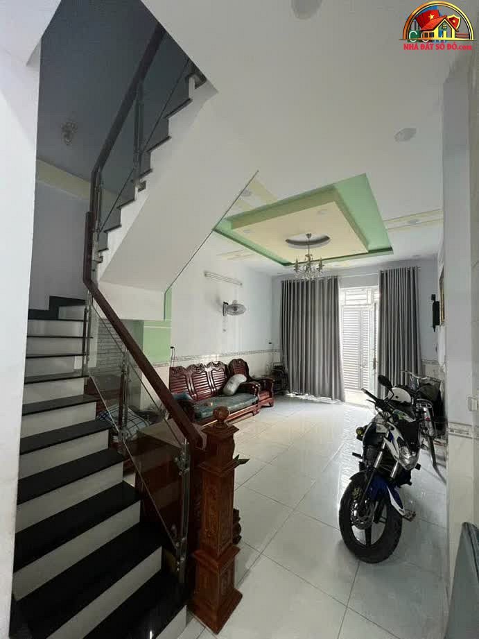 Nhà đất sổ đỏ bán nhà riêng Quận 12 Hồ Chí Minh chỉ 4.2 tỷ