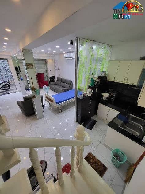 Bán nhà riêng sổ đỏ Quận 5 TP.HCM, 2PN, 8.5 tỷ, 47m2