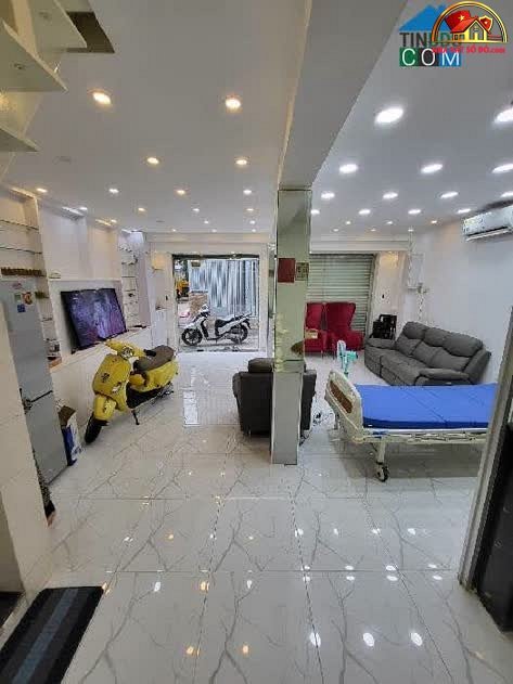 Bán nhà riêng sổ đỏ Quận 5 TP.HCM, 2PN, 8.5 tỷ, 47m2