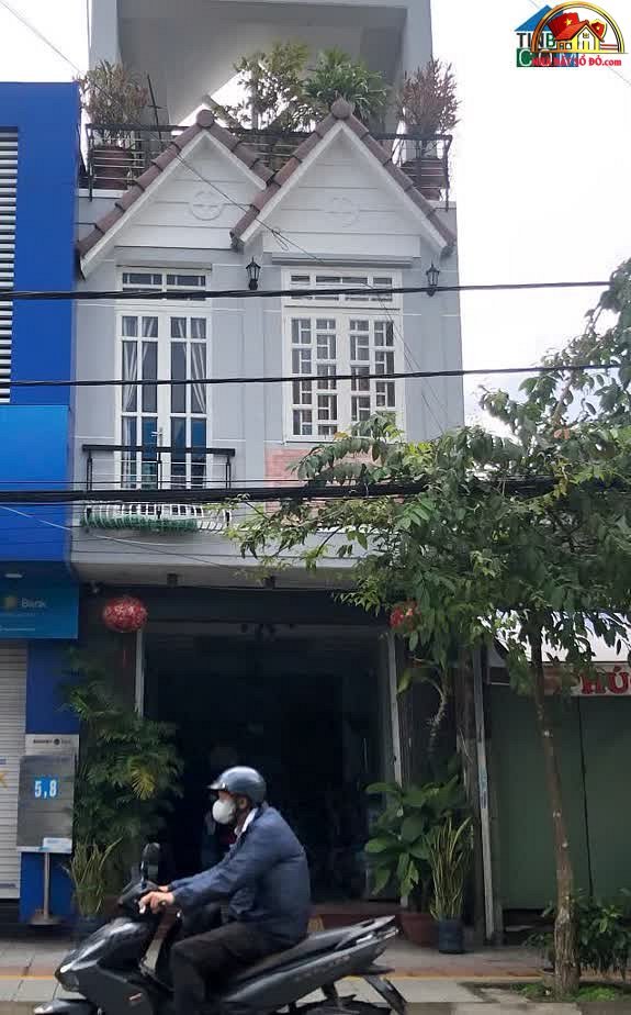 Nhà mặt phố sổ đỏ Đà Nẵng diện tích 150m2 giá 15 tỷ