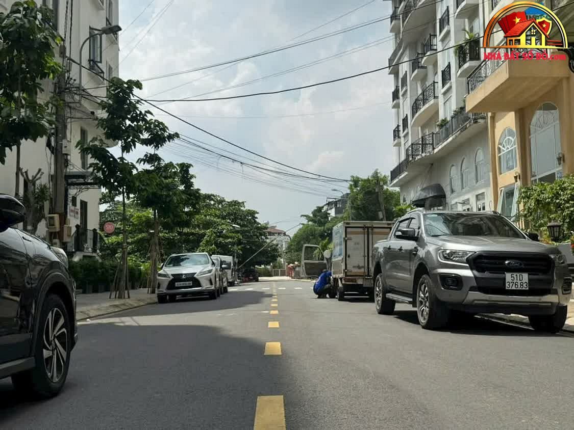 Nhà đất sổ đỏ Quận 2 TP.HCM – Đất thổ cư 605m² Quốc Hương chỉ 212 tỷ