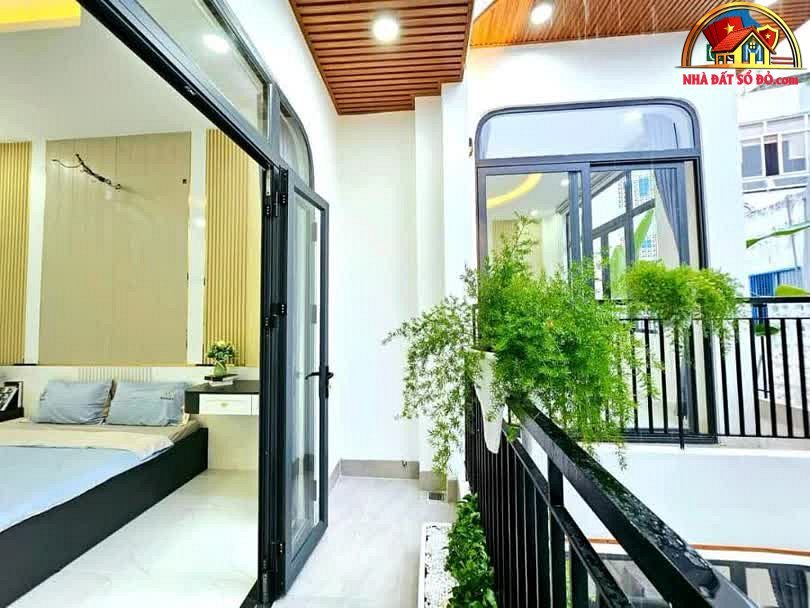 Bán nhà mặt phố 3 tầng đẹp tại Hải Châu, Đà Nẵng chỉ 3.38 tỷ