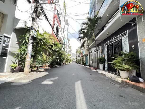 Nhà đất sổ đỏ Quận 5 TP.HCM, hẻm xe hơi Nguyễn Tri Phương, 4x20m, 15.2 tỷ