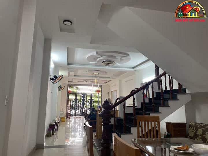 Bán nhà mặt phố Nguyễn Lộ Trạch Hải Châu Đà Nẵng 7.88 tỷ 120m²