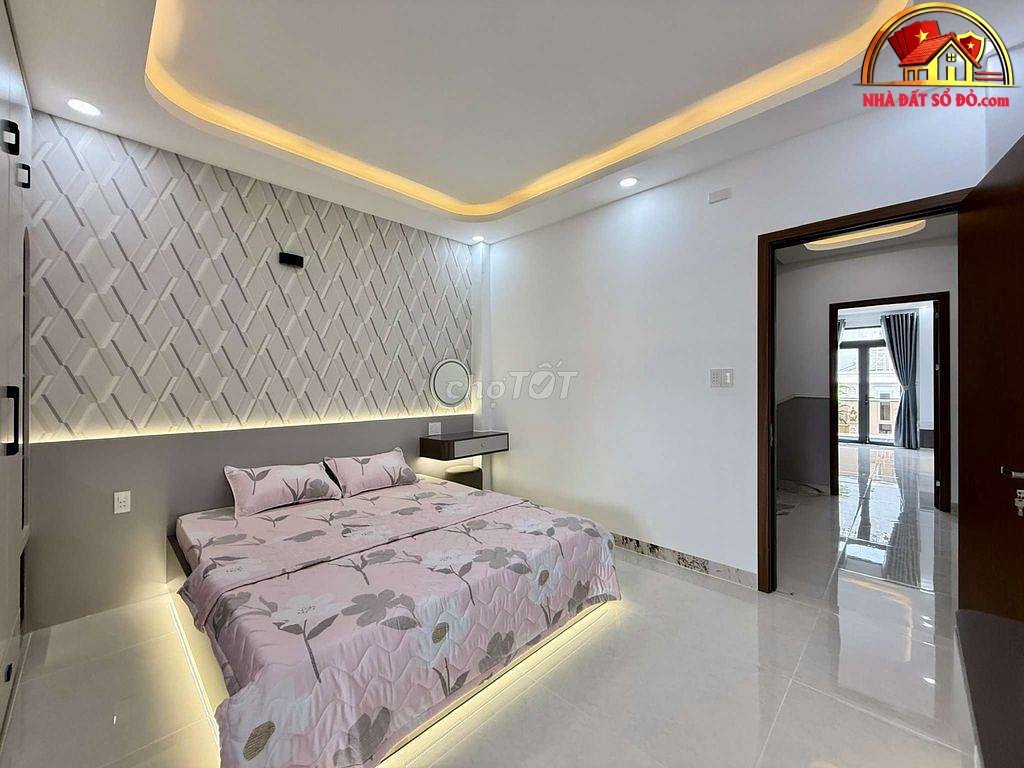 Nhà đất sổ đỏ Quận 12 TP.HCM – Nhà riêng 4PN thang máy hẻm rộng 10m