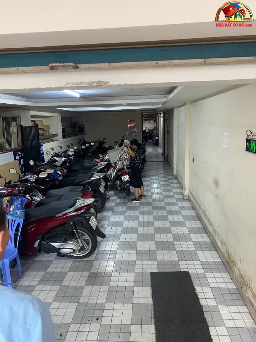 Bán nhà mặt phố sổ đỏ Quận 3, Hồ Chí Minh, diện tích 1005.6 m², giá 106 tỷ