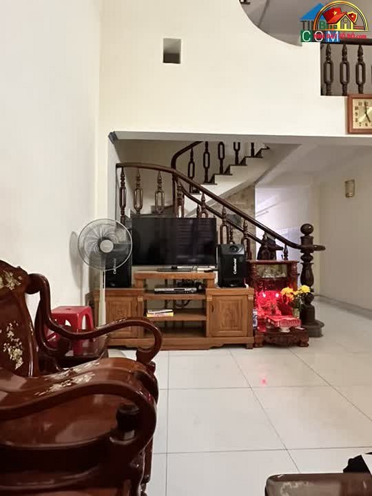 Bán nhà đất sổ đỏ Quận 7 Hồ Chí Minh – Nhà đẹp hẻm Nguyễn Văn Quỳ