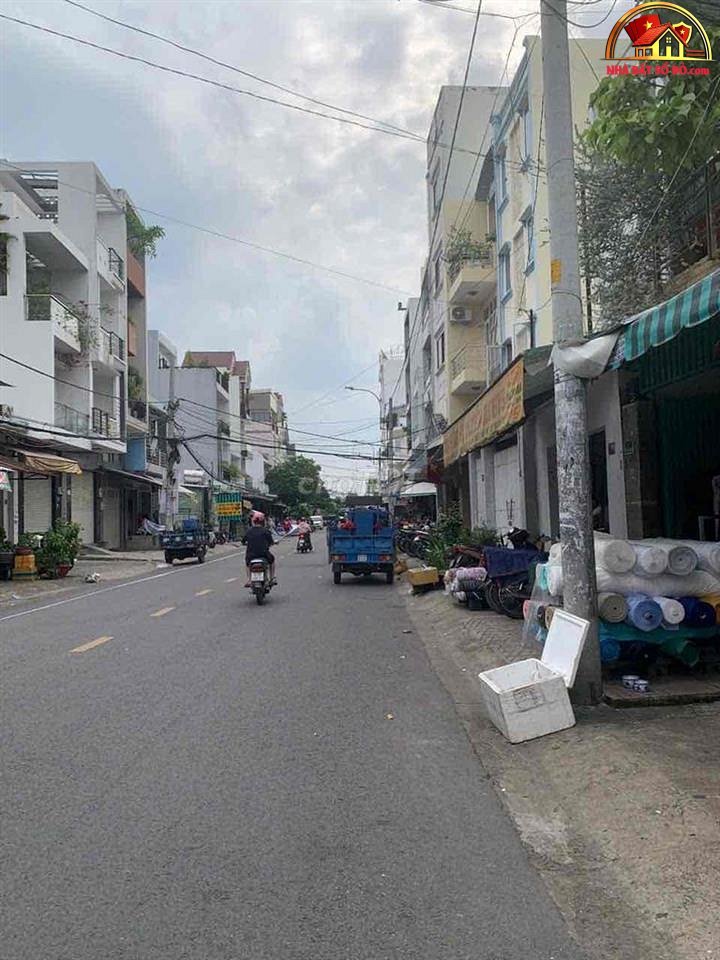 Nhà đất sổ đỏ mặt tiền đường Lê Lâm, Phú Thạnh, Tân Phú, TP.HCM
