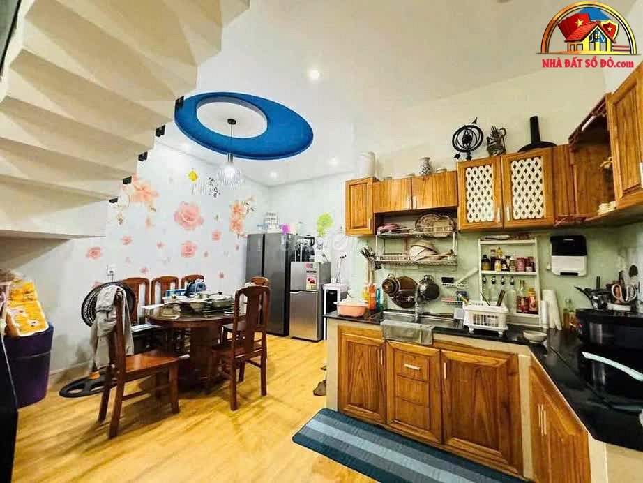 Bán nhà riêng sổ đỏ Quận Cẩm Lệ 2 tầng tại Đà Nẵng với giá 2.45 tỷ