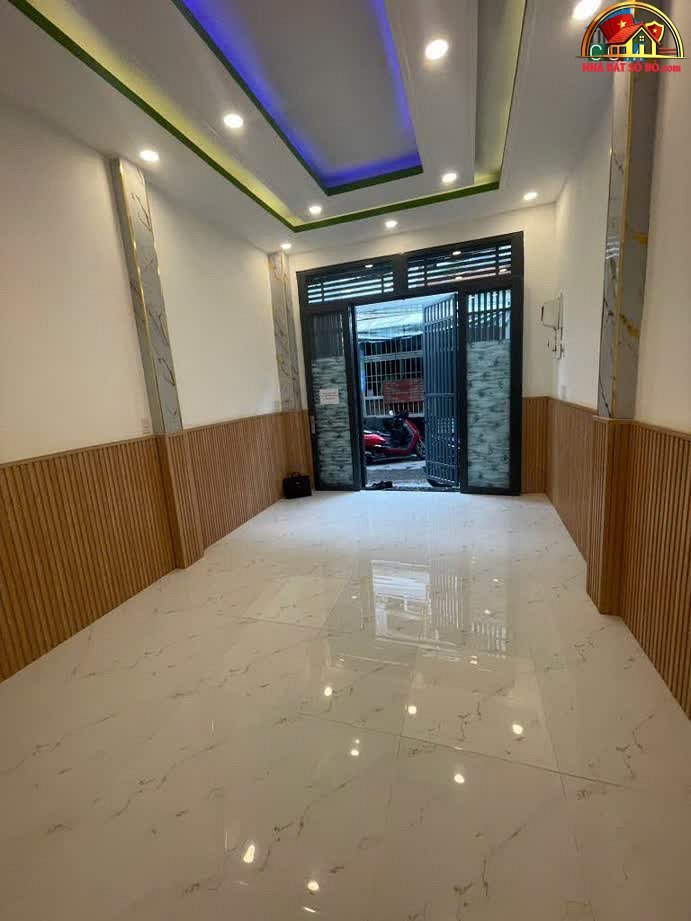 Bán nhà riêng sổ đỏ Quận 8 TP.HCM giá 5.3 tỷ, 40m²